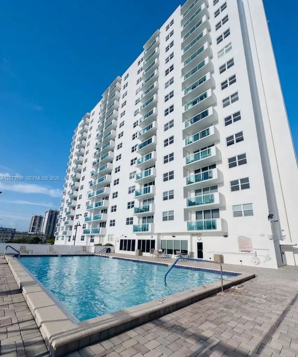 3000 S Ocean Drive #1218, Hollywood