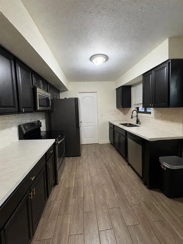 3 of 13 - 1330 Nw 175th Street, Miami Gardens, FL