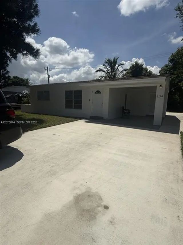 3 of 27 - 7170 Custer Street, Hollywood, FL