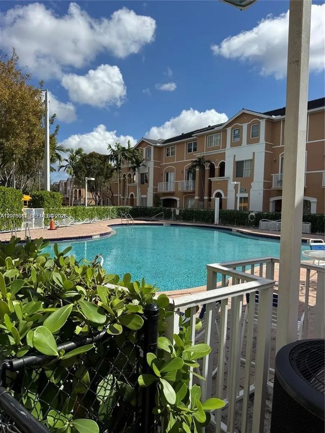 7080 Nw 177th Street #201-13, Hialeah