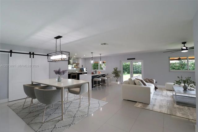 2 of 22 - 8123 Sw 95th Court, Miami, FL