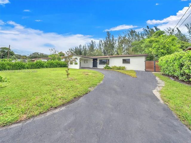 2 of 39 - 5450 Sw 55th Avenue, Davie, FL
