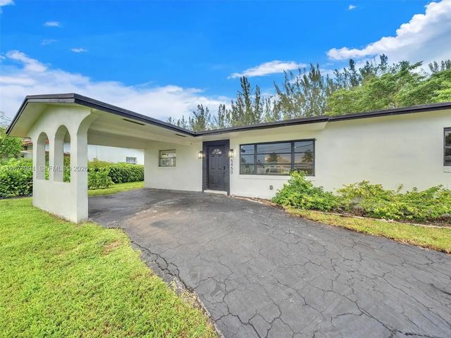 4 of 39 - 5450 Sw 55th Avenue, Davie, FL