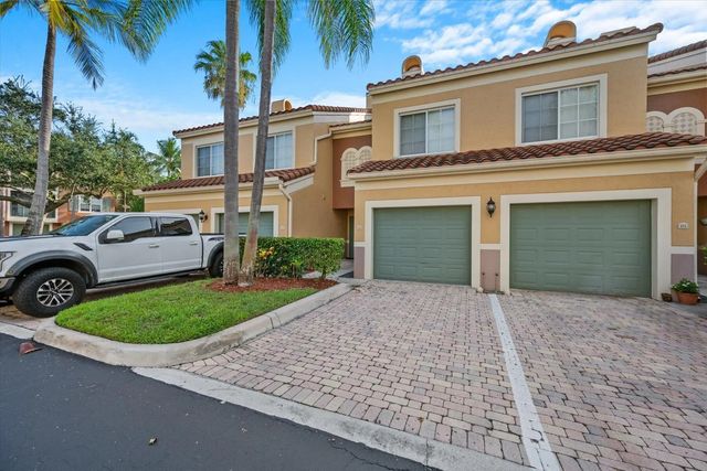 11771 St Andrews Place #103, Wellington