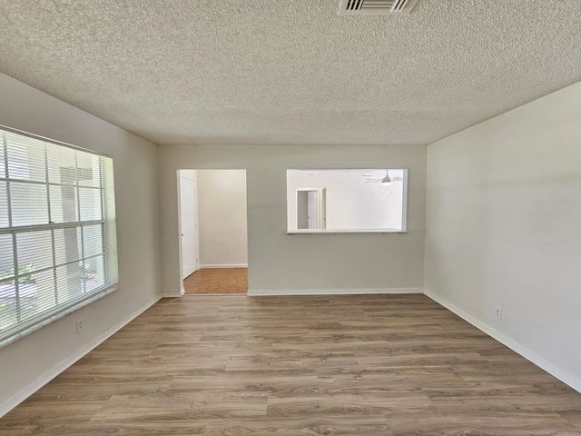 5 of 36 - 1878 Wisteria Street, Wellington, FL