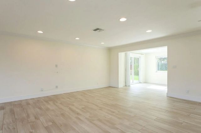 5 of 27 - 1615 Venus Avenue, Jupiter, FL