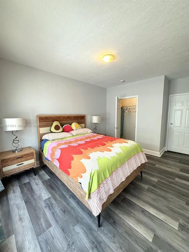 4 of 16 - 7334 Harding Avenue #6, Miami Beach, FL