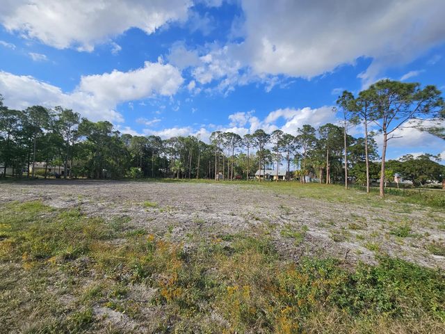 3 of 38 - 00000 82nd Lane N, The Acreage, FL