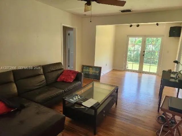 3 of 13 - 448 Cadagua Avenue, Coral Gables, FL