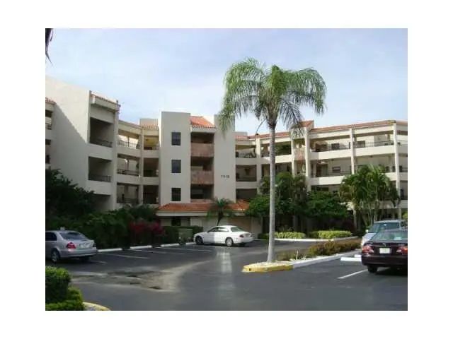 7472 La Paz Boulevard #309, Boca Raton
