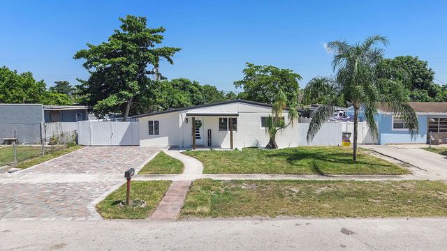 416 Tuskegee Drive, Lake Worth