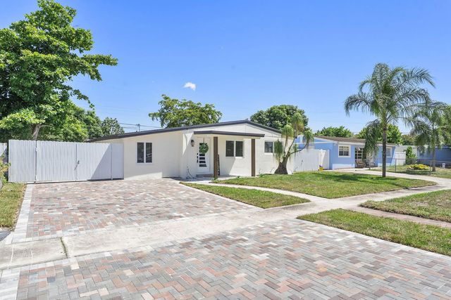 2 of 45 - 416 Tuskegee Drive, Lake Worth, FL