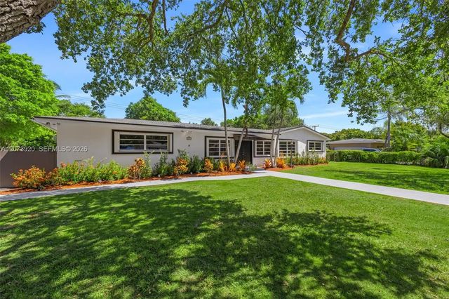 2 of 39 - 8261 Sw 142nd Street, Palmetto Bay, FL