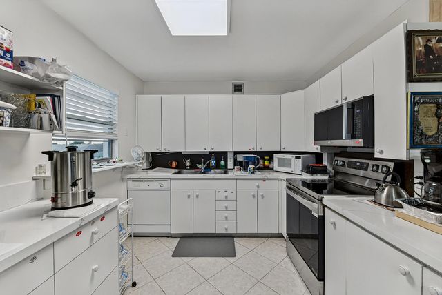 3 of 24 - 4001 Upminster J #4001, Deerfield Beach, FL