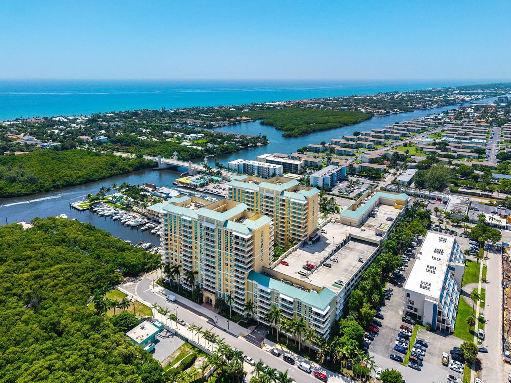 625 Casa Loma Boulevard #508, Boynton Beach
