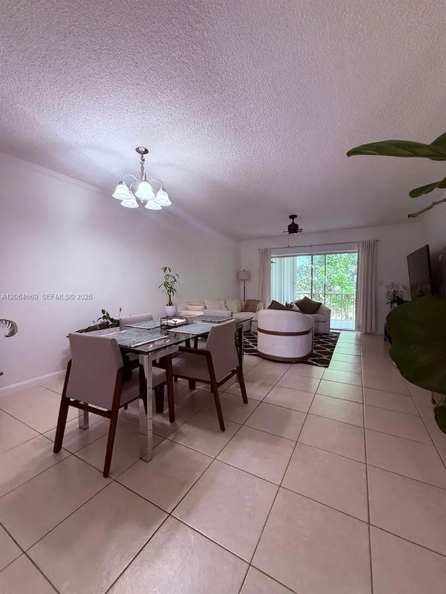 5 of 16 - 1055 Country Club Drive #402, Margate, FL