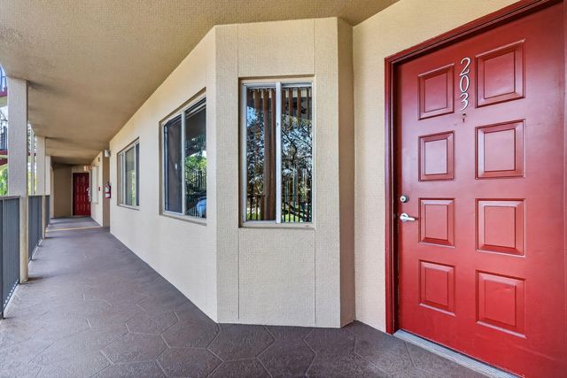 4 of 36 - 13700 Sw 11th Street #203a, Pembroke Pines, FL