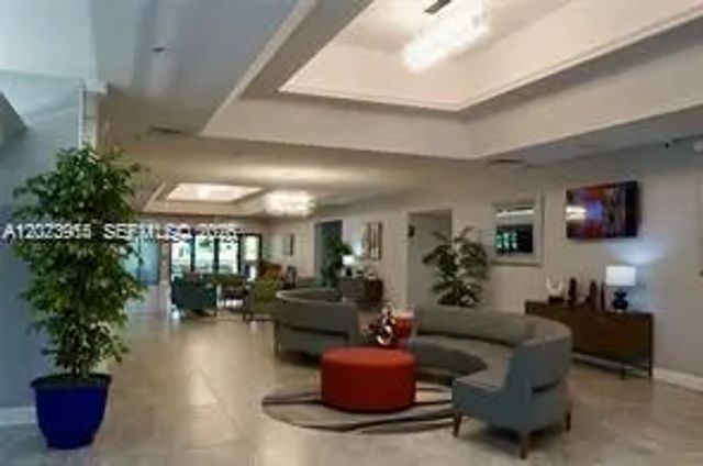 4 of 65 - 9360 Sunrise Lakes Boulevard #302, Sunrise, FL