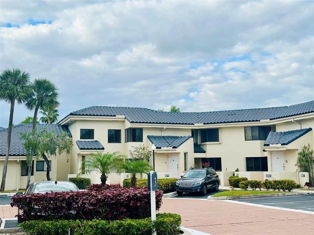 3 of 16 - 8142 Nw 17th Manor, Plantation, FL