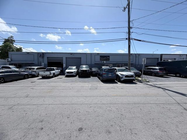 2 of 10 - N/A, Hialeah, FL