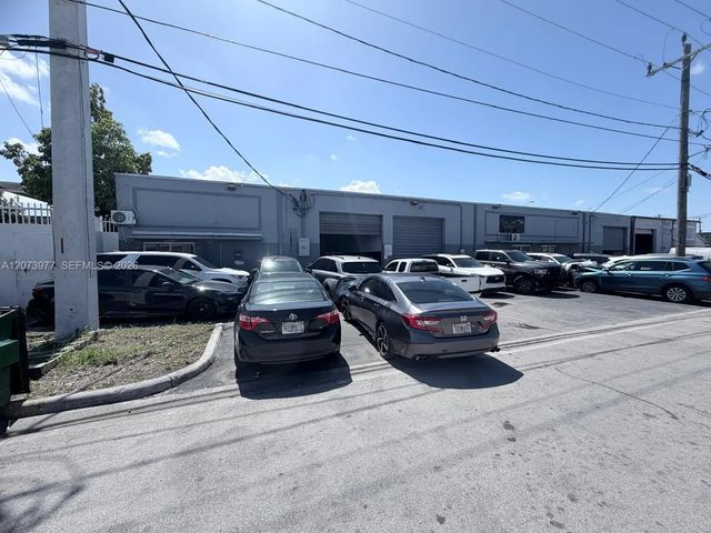 3 of 10 - N/A, Hialeah, FL
