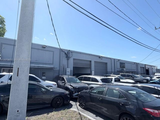 4 of 10 - N/A, Hialeah, FL