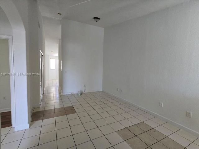 3 of 13 - 1661 Se 29th Court #200, Homestead, FL