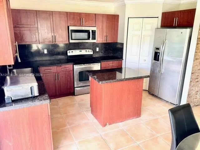 3 of 12 - 20815 Nw 15th Street, Pembroke Pines, FL
