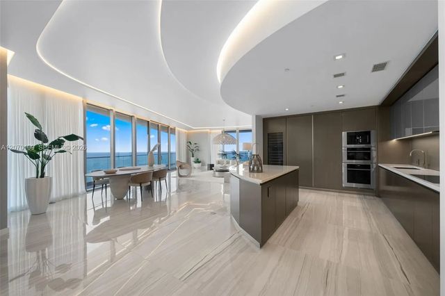 5 of 26 - 18975 Collins Avenue #600, Sunny Isles Beach, FL