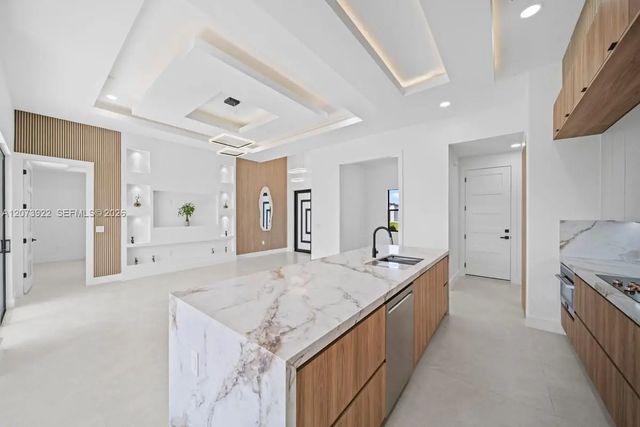 3 of 44 - 516 Croydon Avenue S, Lehigh Acres, FL