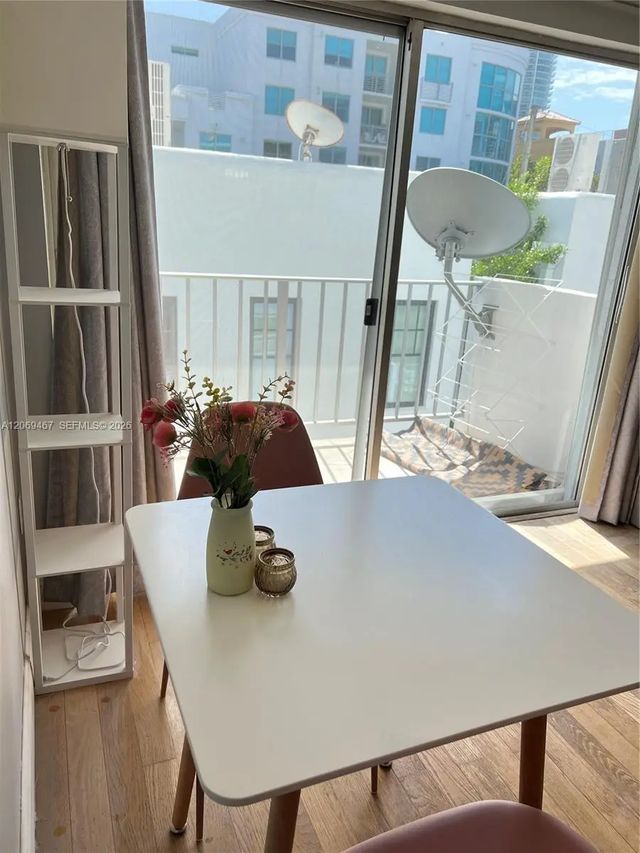 221 Meridian Avenue #305, Miami Beach