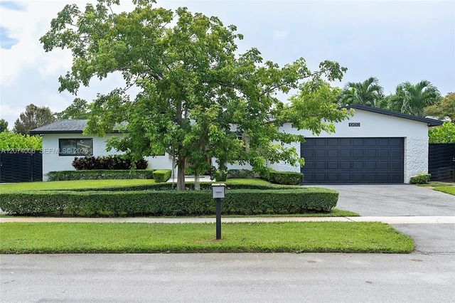 2 of 62 - 10630 Nw 19th Place, Pembroke Pines, FL