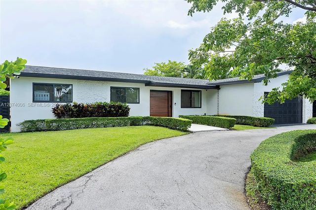 4 of 62 - 10630 Nw 19th Place, Pembroke Pines, FL