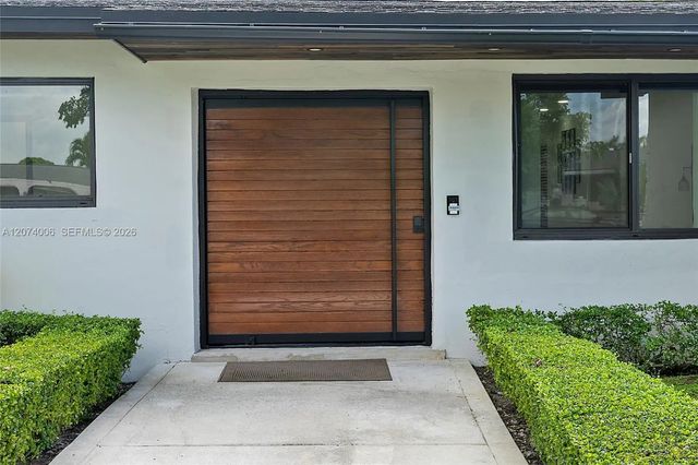5 of 62 - 10630 Nw 19th Place, Pembroke Pines, FL