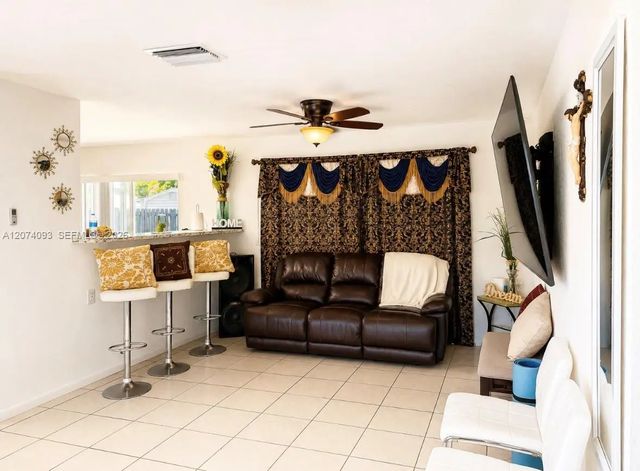 4 of 24 - 9331 Nw 24th Place, Sunrise, FL
