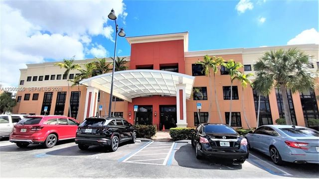 925 Ne 30th Terrace #300, Homestead