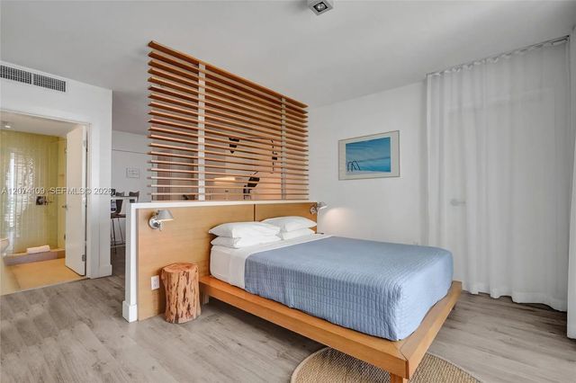 4 of 28 - 6080 Collins Avenue #508, Miami Beach, FL