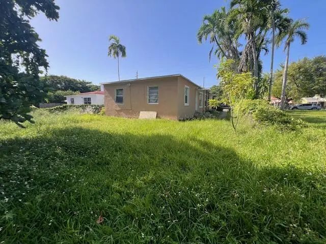2 of 13 - 670 Ne 87th Street, Miami, FL