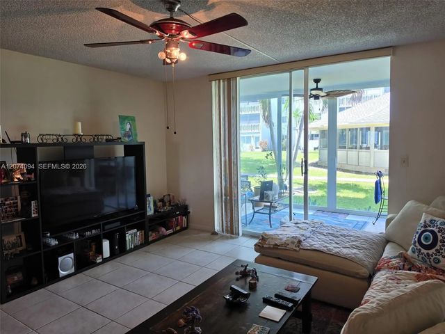 5 of 44 - 300 Ne 12th Avenue #108, Hallandale Beach, FL