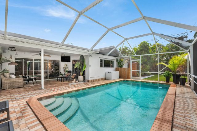 5 of 33 - 317 Daly Road, Tequesta, FL