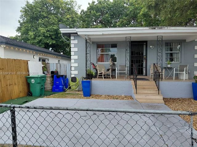2 of 13 - 1530 Nw 68th Terrace, Miami, FL