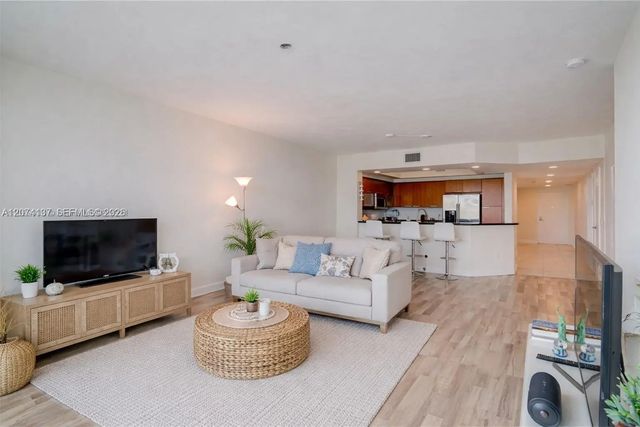 3 of 15 - 15051 Royal Oaks Lane #503, North Miami, FL