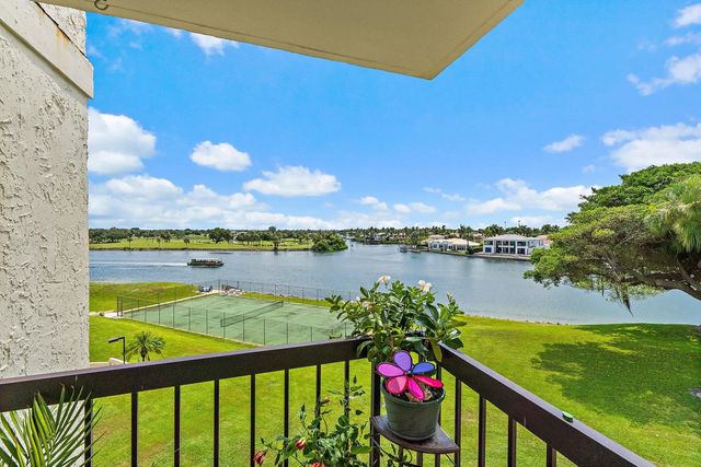 4 of 46 - 374 Golfview Road #405, North Palm Beach, FL