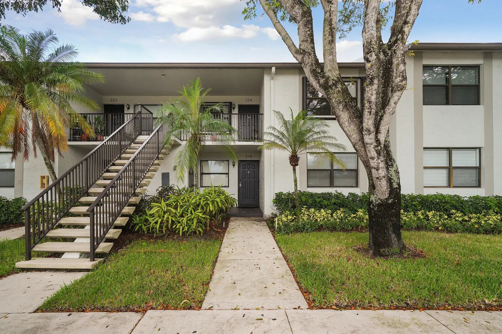 1284 S Military Trail #224, Deerfield Beach