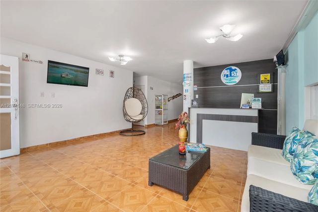4 of 65 - Calle 10 Calle 10 2-10, , 