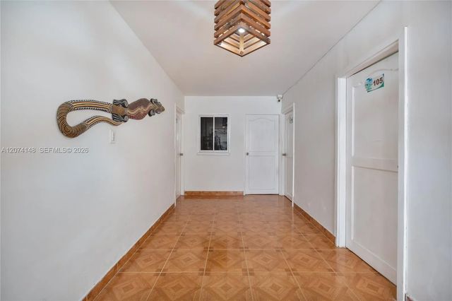 5 of 65 - Calle 10 Calle 10 2-10, , 