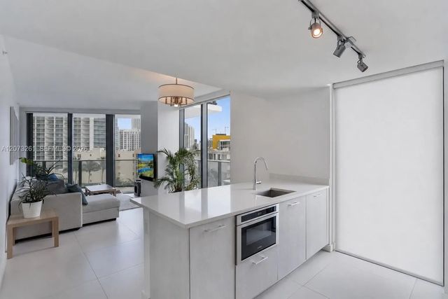 3 of 22 - 501 Ne 31st Street #708, Miami, FL