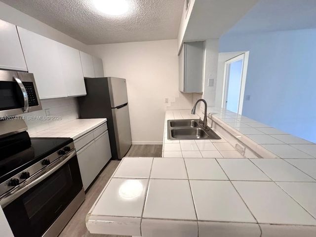 5 of 30 - 4045 W Mcnab Road #g106, Pompano Beach, FL