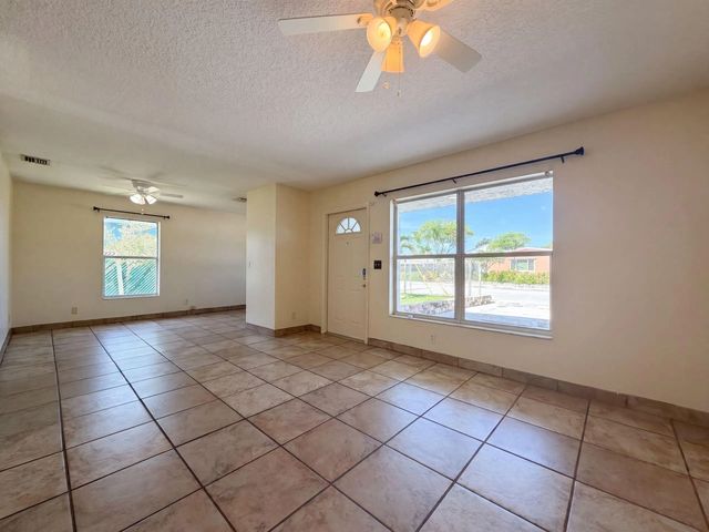3 of 19 - 1418 K, Lake Worth Beach, FL