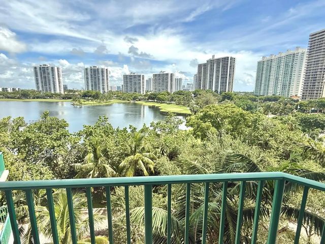 2 of 32 - 20000 E Country Club Drive #612, Aventura, FL